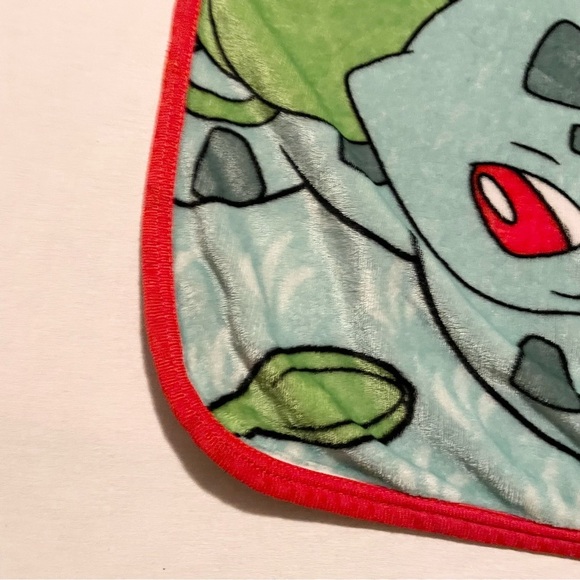 Pokemon Fleece Blanket with Pikachu Charmander Bulbasaur and Squirtle 47” x 36” - Picture 8 of 16
